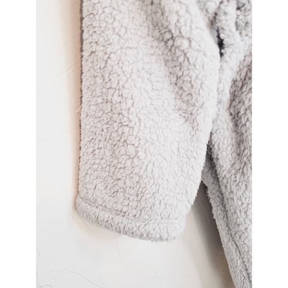 Pottery Barn Teddy Bear Sherpa Gray Blue Cozy Spa Wrap Robe Size Medium - Picture 8 of 13